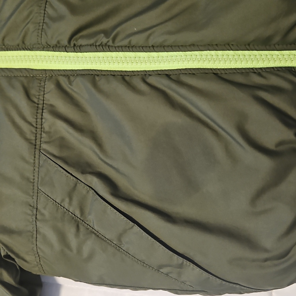 Reversible North Face Jacket - Picture 9 of 12